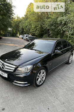 Седан Mercedes-Benz C-Class 2012 в Львові