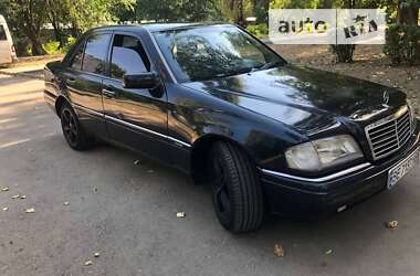 Седан Mercedes-Benz C-Class 1994 в Николаеве