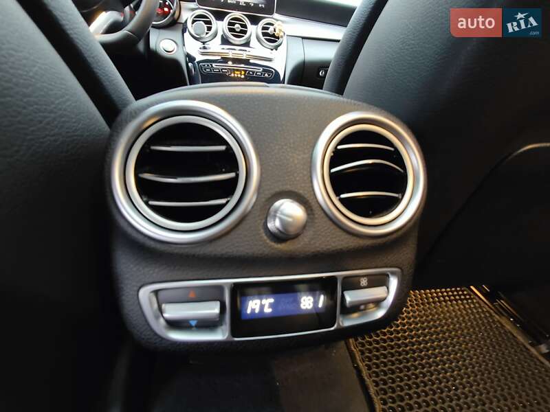 Универсал Mercedes-Benz C-Class 2014 в Луцке