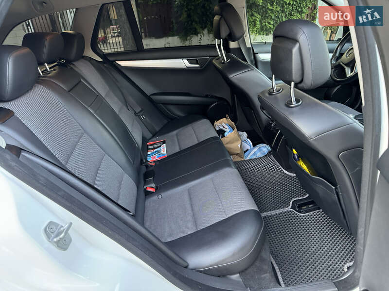 Универсал Mercedes-Benz C-Class 2012 в Тячеве фото 10 Универсал Mercedes-Benz C-Class 2012 в Тячеве