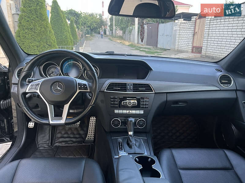 Седан Mercedes-Benz C-Class 2014 в Одессе