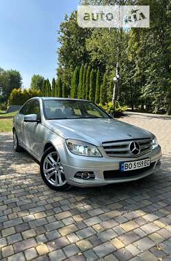 Седан Mercedes-Benz C-Class 2009 в Збараже