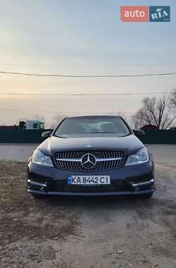 Седан Mercedes-Benz C-Class 2011 в Киеве