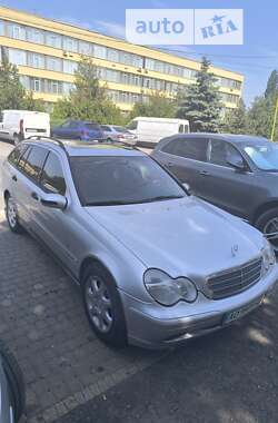 Универсал Mercedes-Benz C-Class 2002 в Ужгороде