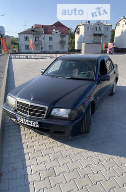 Седан Mercedes-Benz C-Class 1998 в Львове