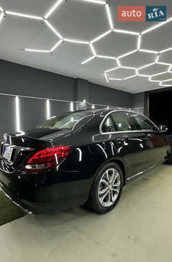 Седан Mercedes-Benz C-Class 2015 в 