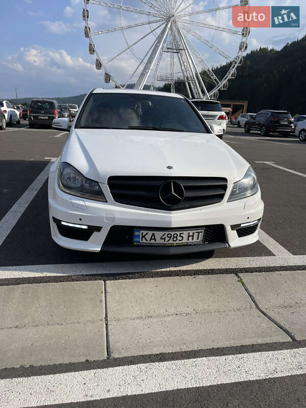 Седан Mercedes-Benz C-Class 2012 в Киеве