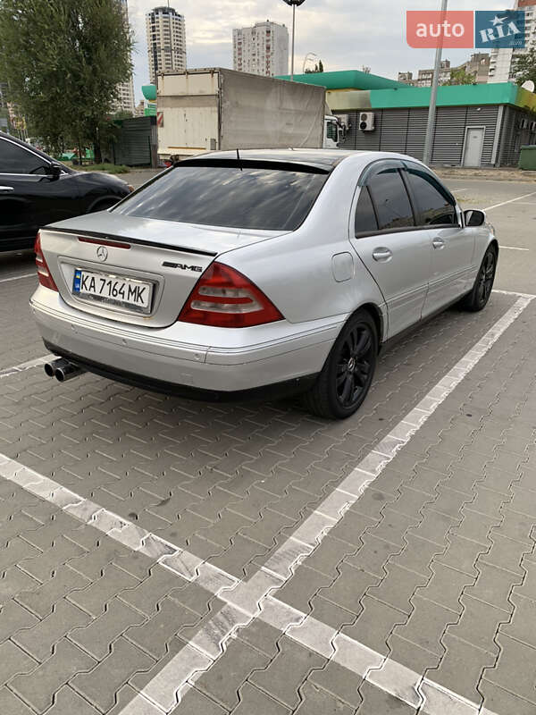 Седан Mercedes-Benz C-Class 2000 в Киеве