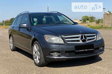 Универсал Mercedes-Benz C-Class 2009 в Одессе