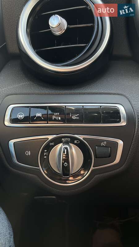 Седан Mercedes-Benz C-Class 2015 в Львове