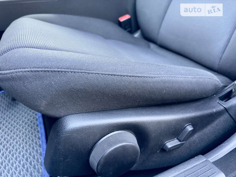 Седан Mercedes-Benz C-Class 2008 в Ровно