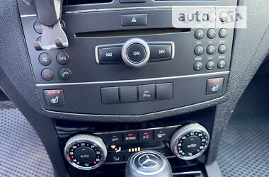 Седан Mercedes-Benz C-Class 2008 в 