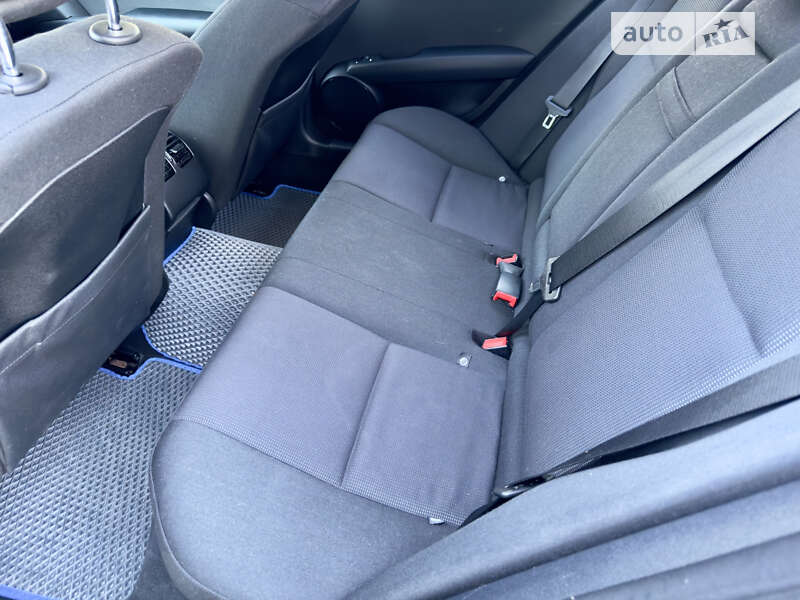 Седан Mercedes-Benz C-Class 2008 в Ровно