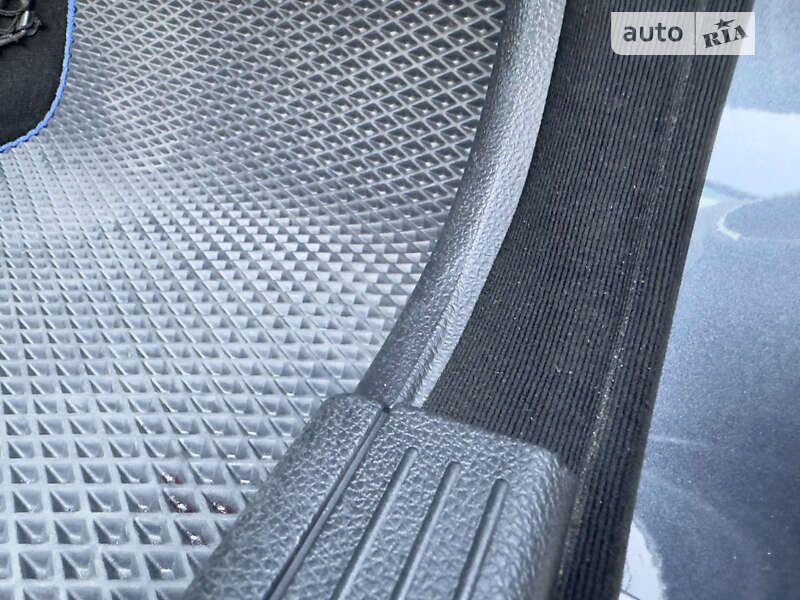 Седан Mercedes-Benz C-Class 2008 в Ровно