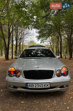Седан Mercedes-Benz C-Class 2001 в 