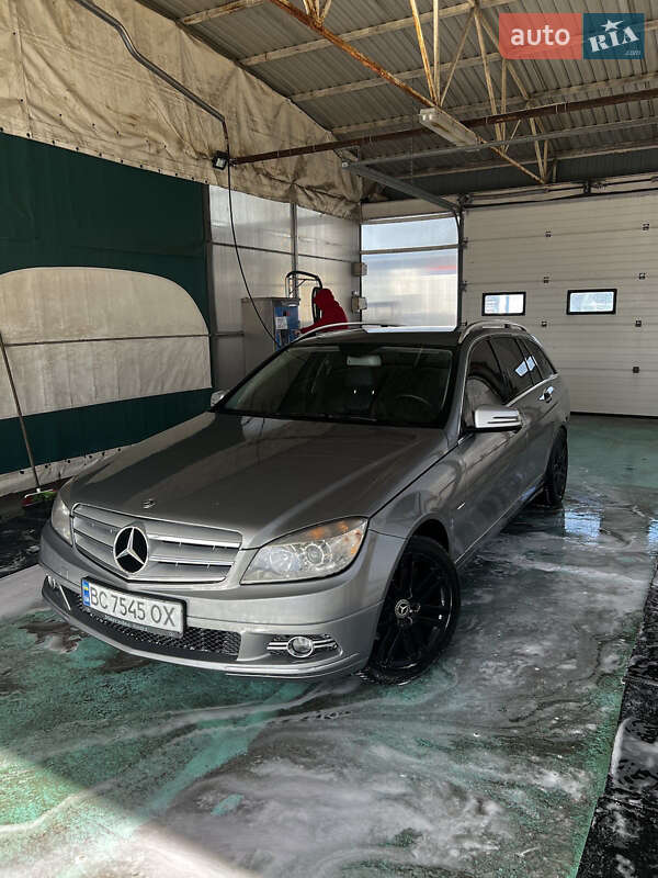 Mercedes-Benz C-Class 2008
