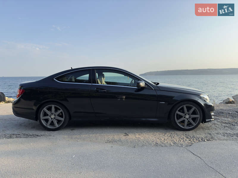 Купе Mercedes-Benz C-Class 2012 в Одессе