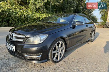 Купе Mercedes-Benz C-Class 2012 в 