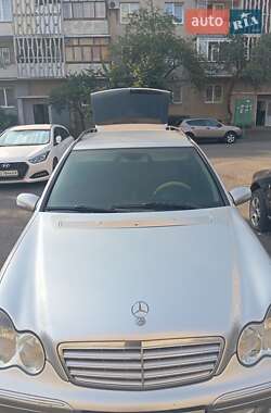 Универсал Mercedes-Benz C-Class 2004 в 