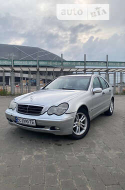 Седан Mercedes-Benz C-Class 2002 в Львове