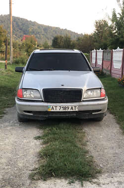 Седан Mercedes-Benz C-Class 1993 в Надворной