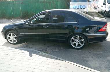 Седан Mercedes-Benz C-Class 2005 в Києві