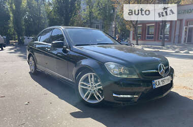 Седан Mercedes-Benz C-Class 2012 в Сумах