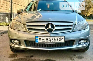 Універсал Mercedes-Benz C-Class 2010 в Кривому Розі