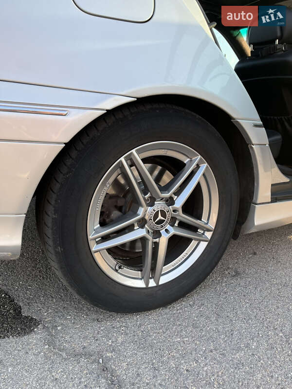 Седан Mercedes-Benz C-Class 2001 в Запорожье