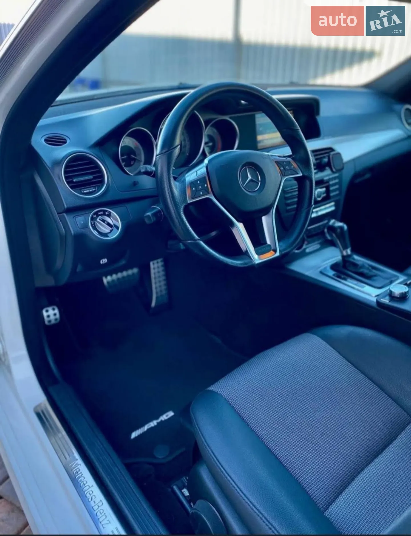 2011 Mercedes-Benz C-klasse - мініатюра 8