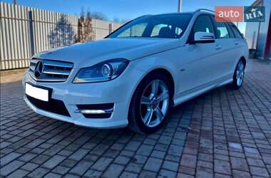Универсал Mercedes-Benz C-Class 2011 в 