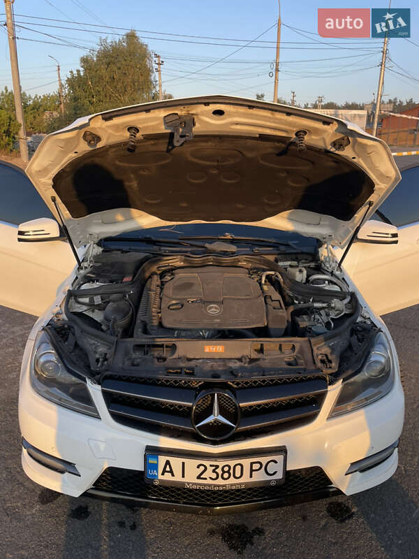 Седан Mercedes-Benz C-Class 2013 в Киеве