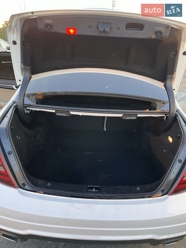 Седан Mercedes-Benz C-Class 2013 в Киеве