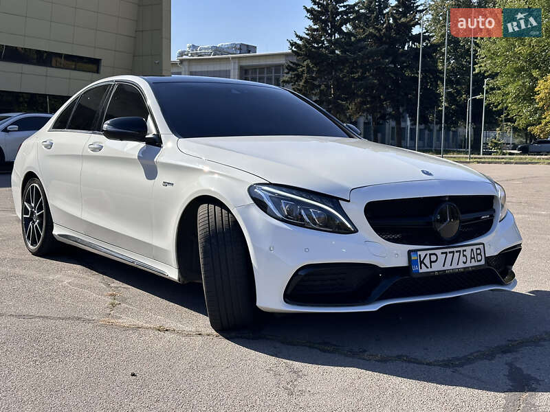 Седан Mercedes-Benz C-Class 2017 в Дніпрі