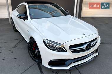 Купе Mercedes-Benz C-Class 2016 в 