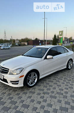 Седан Mercedes-Benz C-Class 2012 в Івано-Франківську