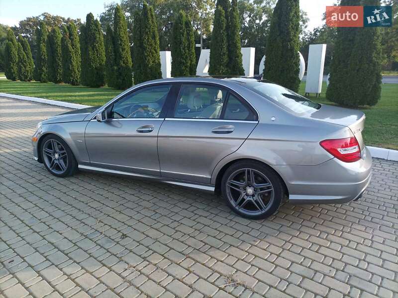 Седан Mercedes-Benz C-Class 2011 в Одессе