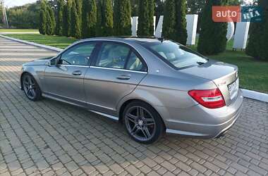 Седан Mercedes-Benz C-Class 2011 в 