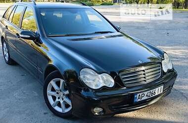 Універсал Mercedes-Benz C-Class 2005 в Запоріжжі