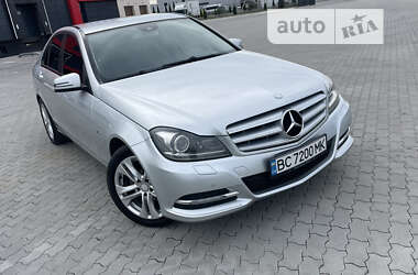 Седан Mercedes-Benz C-Class 2011 в Львове