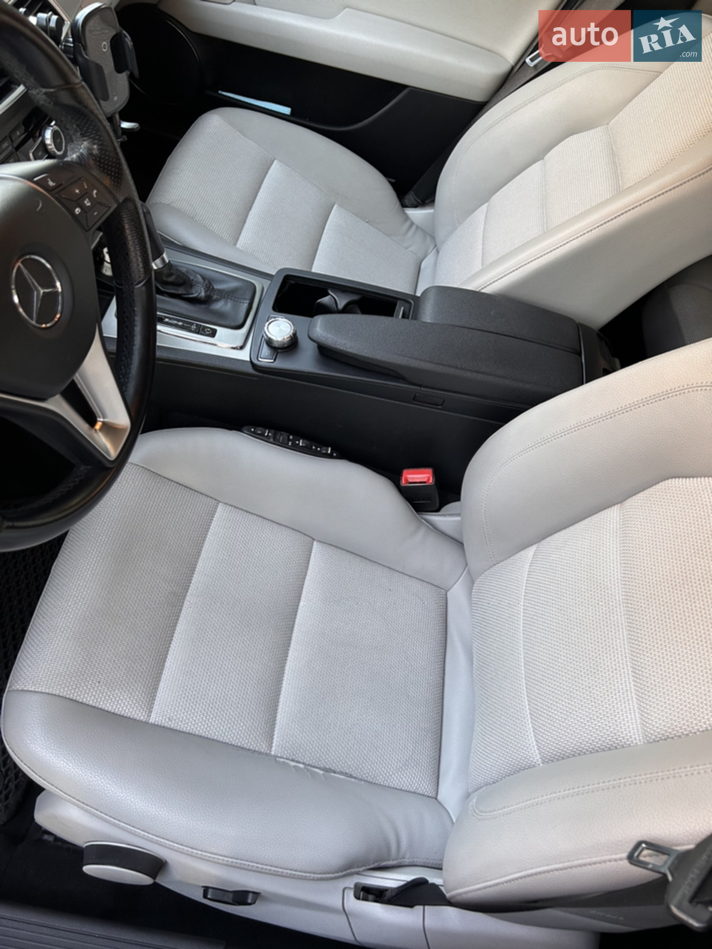 2011 Mercedes-Benz C-klasse - мініатюра 3