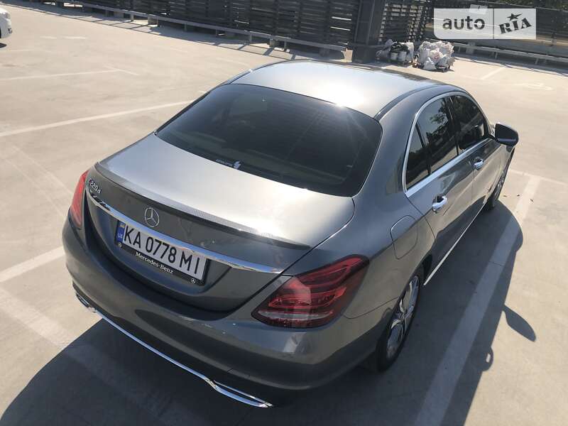 Седан Mercedes-Benz C-Class 2017 в Киеве