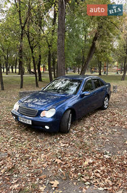 Седан Mercedes-Benz C-Class 2002 в 