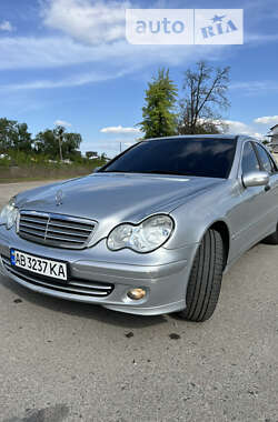 Седан Mercedes-Benz C-Class 2006 в 