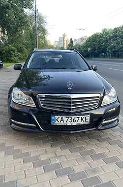 Универсал Mercedes-Benz C-Class 2012 в Киеве