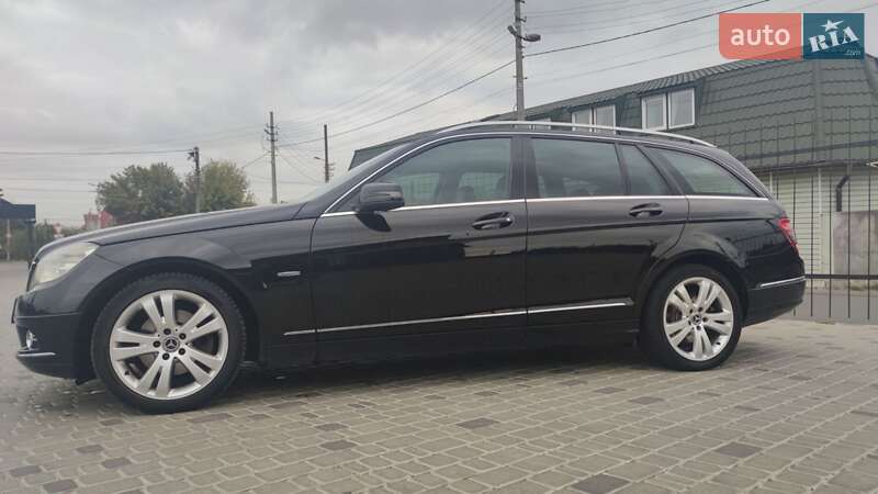 Универсал Mercedes-Benz C-Class 2010 в Белой Церкви