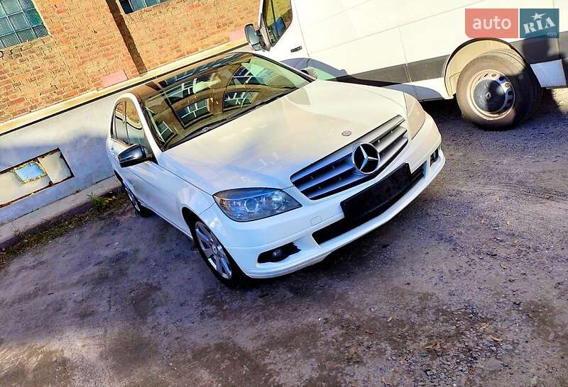 Седан Mercedes-Benz C-Class 2008 в Полтаве