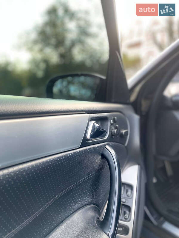 Седан Mercedes-Benz C-Class 2006 в Виннице