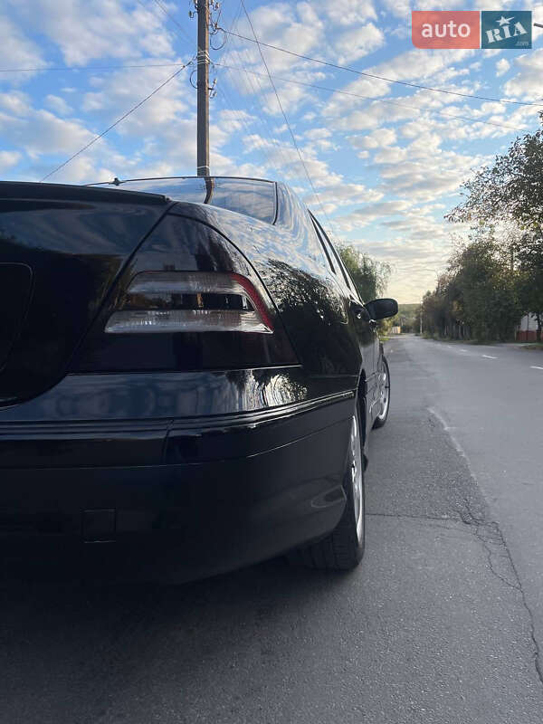 Седан Mercedes-Benz C-Class 2006 в Виннице