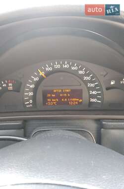 Универсал Mercedes-Benz C-Class 2002 в 